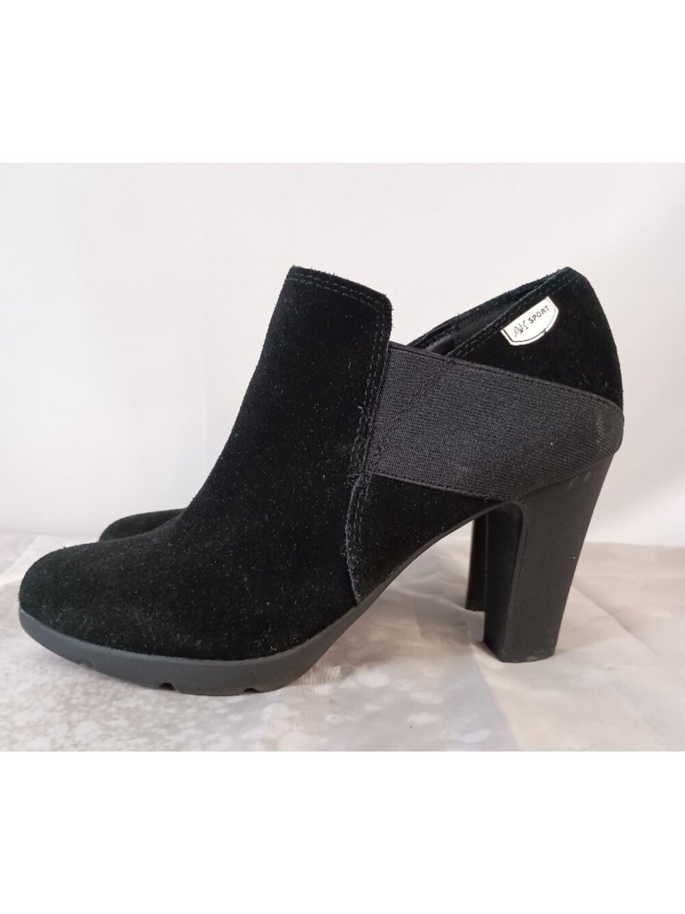 Anne Klein Sport Xala Booties Black Suede Elastic Gore Block Heel Sz 7